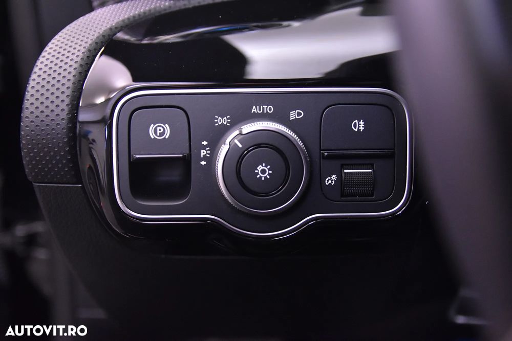 Mercedes-Benz CLA - 15