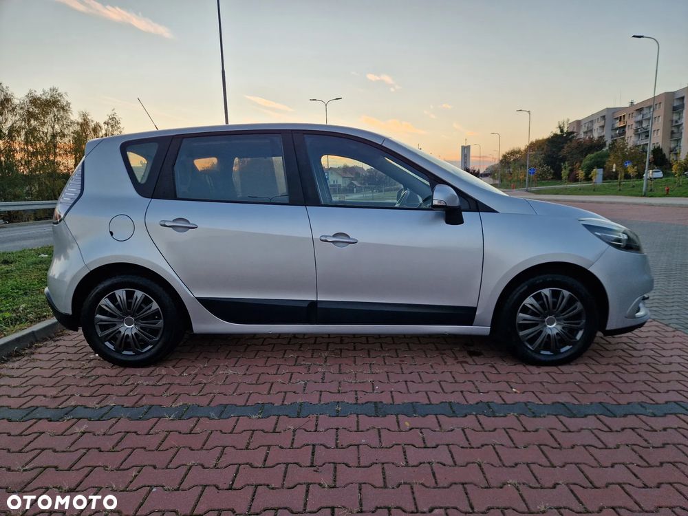 Renault Scenic - 13