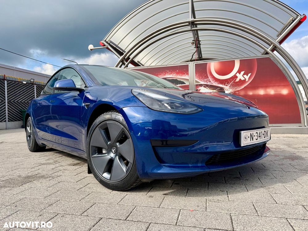 Tesla Model 3 Standard - 5