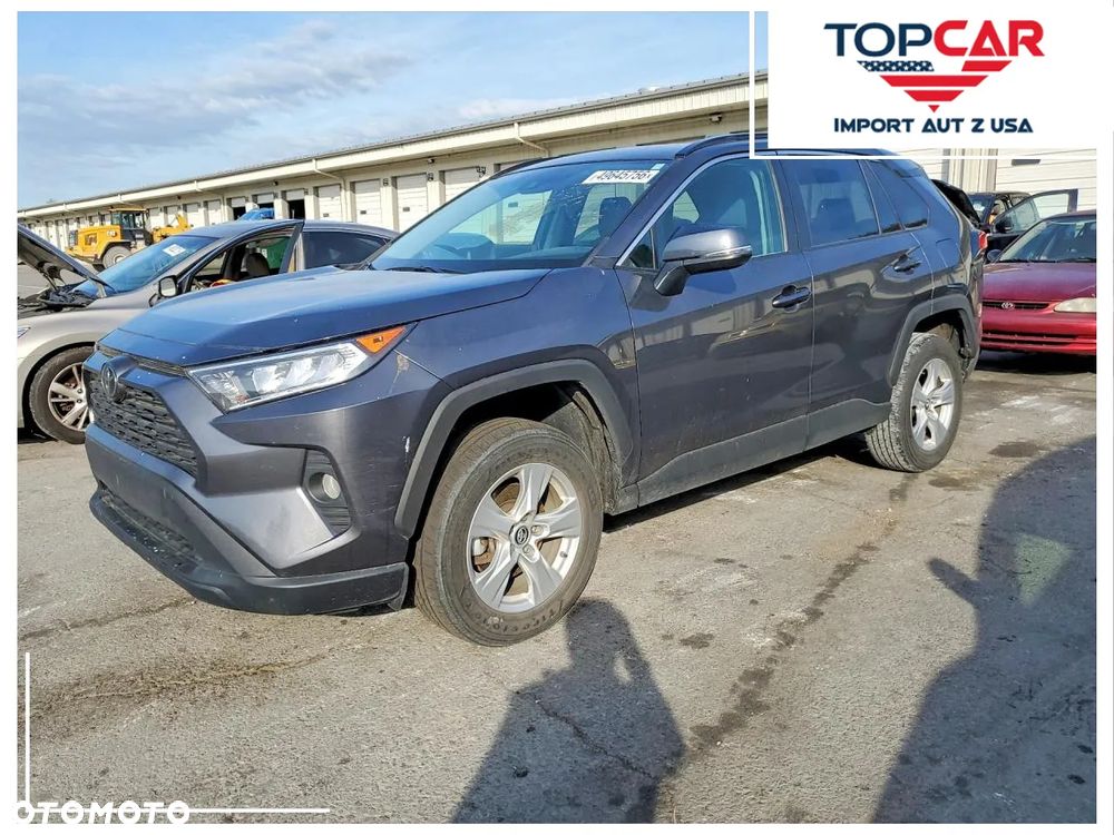 Toyota RAV4 - 1