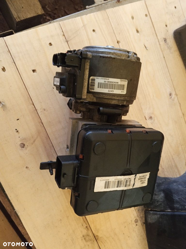 Pompa kompresor zawieszenia hydraulicznego citroen C5 x7 III