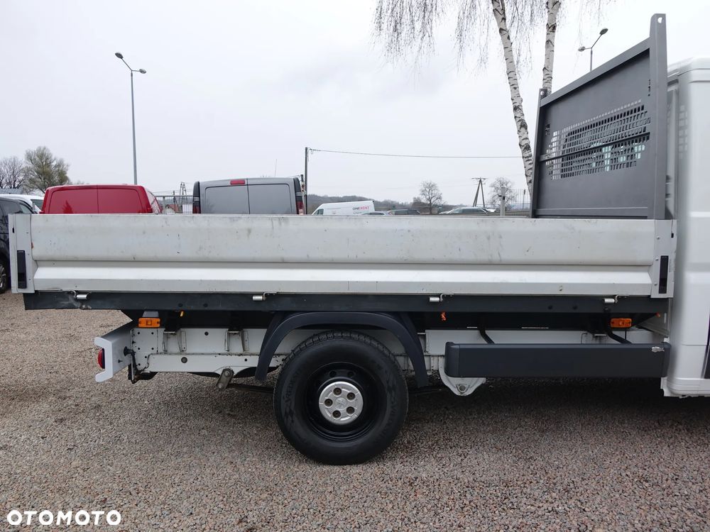 Peugeot Boxer 3.0 180 KM DOKA 7-osobowy skrzynia ładunkowa - 23