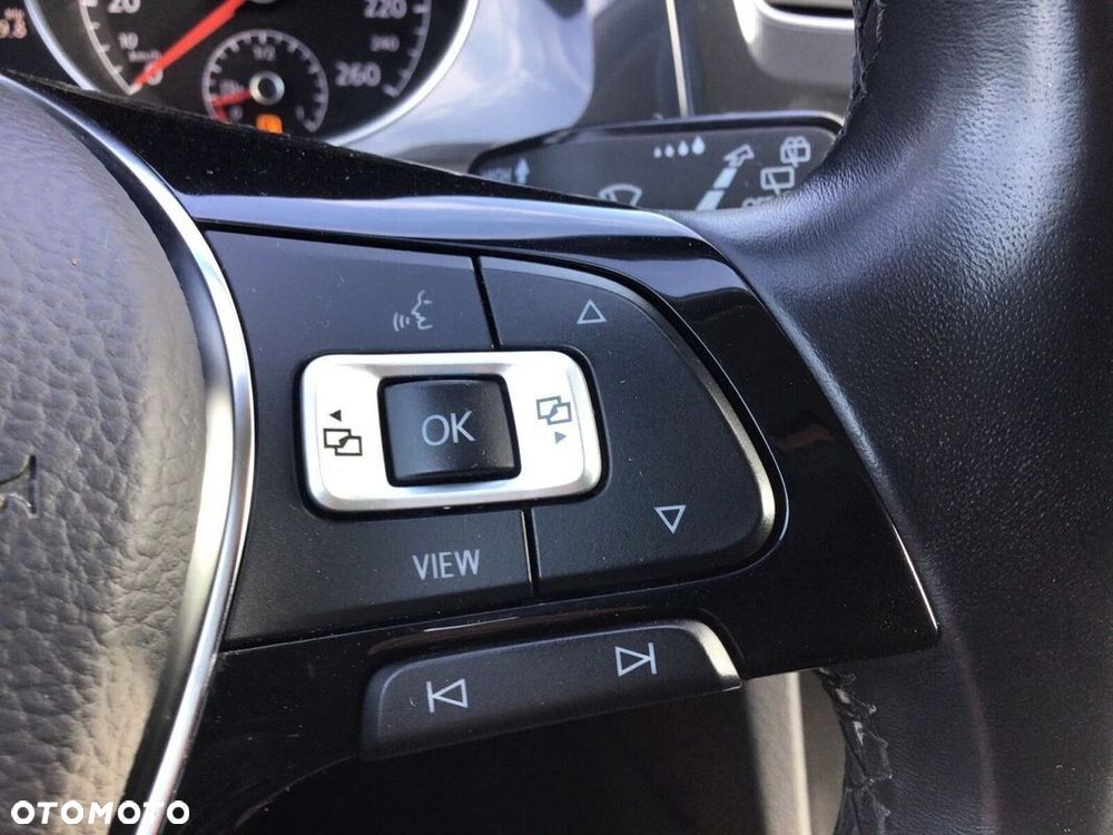 Volkswagen Golf VII 1.6 TDI BMT Comfortline - 9