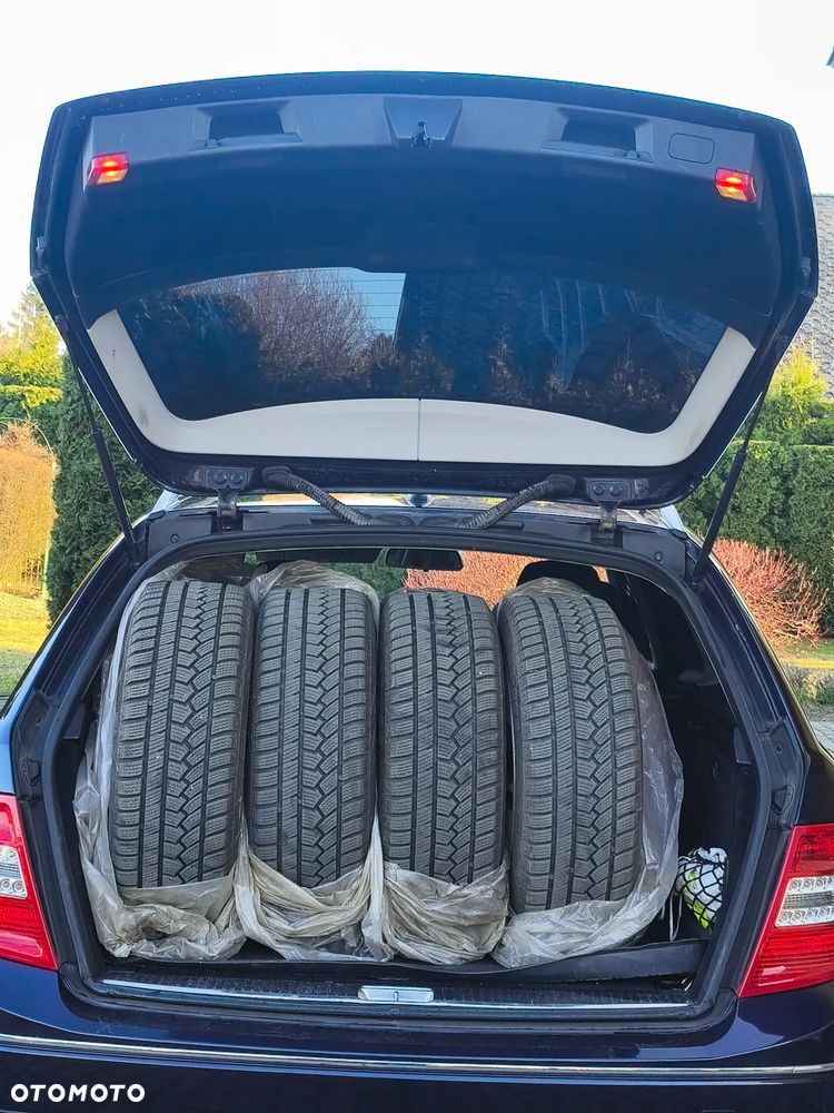 Mercedes-Benz Klasa C 180 Kompressor - 14