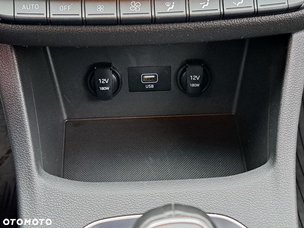 Hyundai i30 1.0 T-GDI Classic + - 23