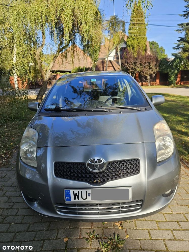 Toyota Yaris 1.4 D-4D Prestige - 3