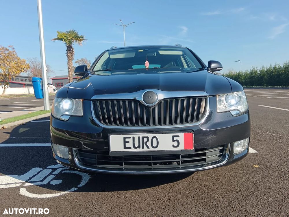 Skoda Superb 2.0 TDI Elegance - 33