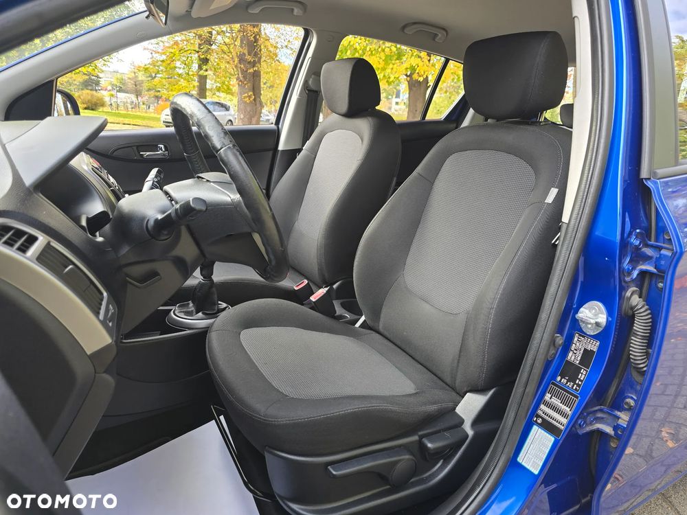 Hyundai i20 - 28