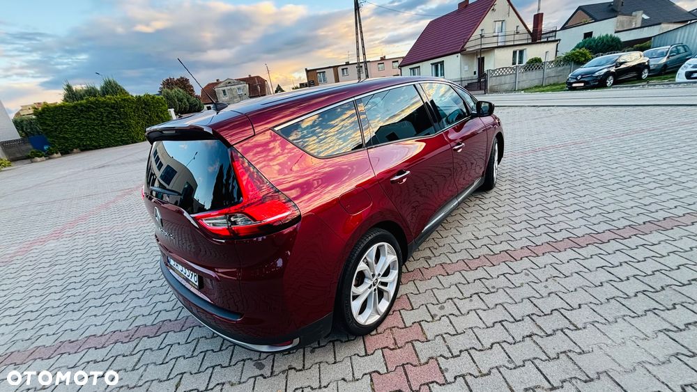 Renault Grand Scenic - 15