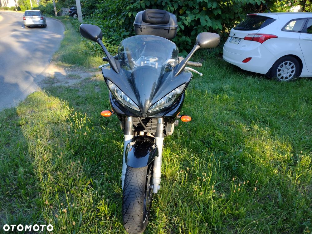 Yamaha FZ6 - 3