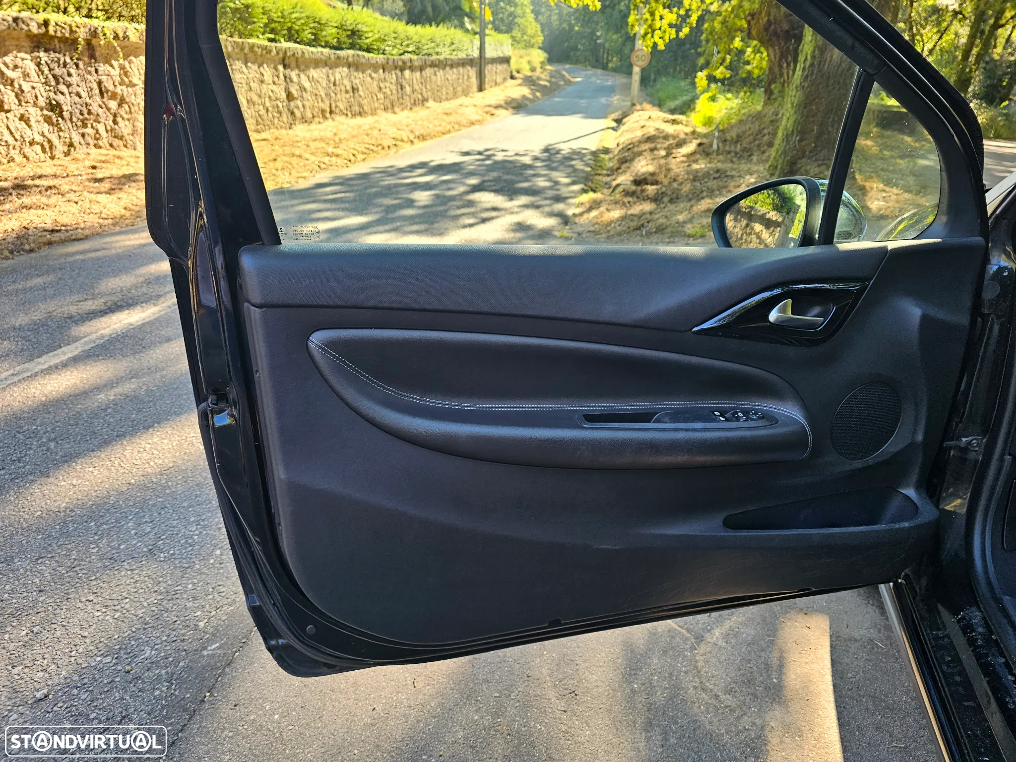 Citroën DS3 1.6 BlueHDi Sport Chic - 18
