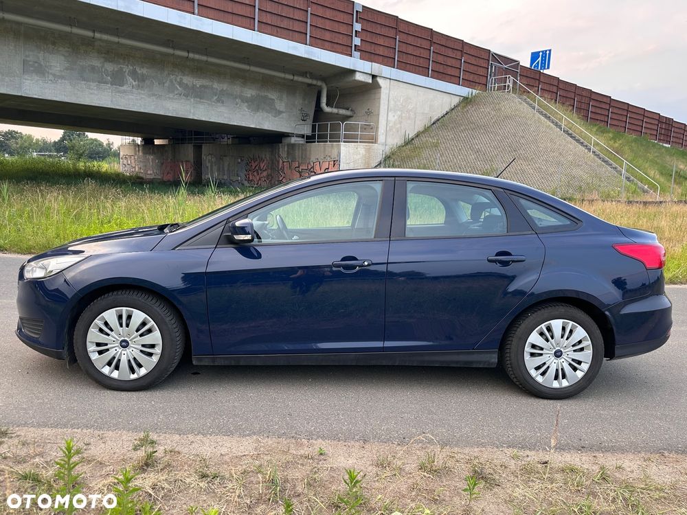 Ford Focus 1.6 Trend - 4