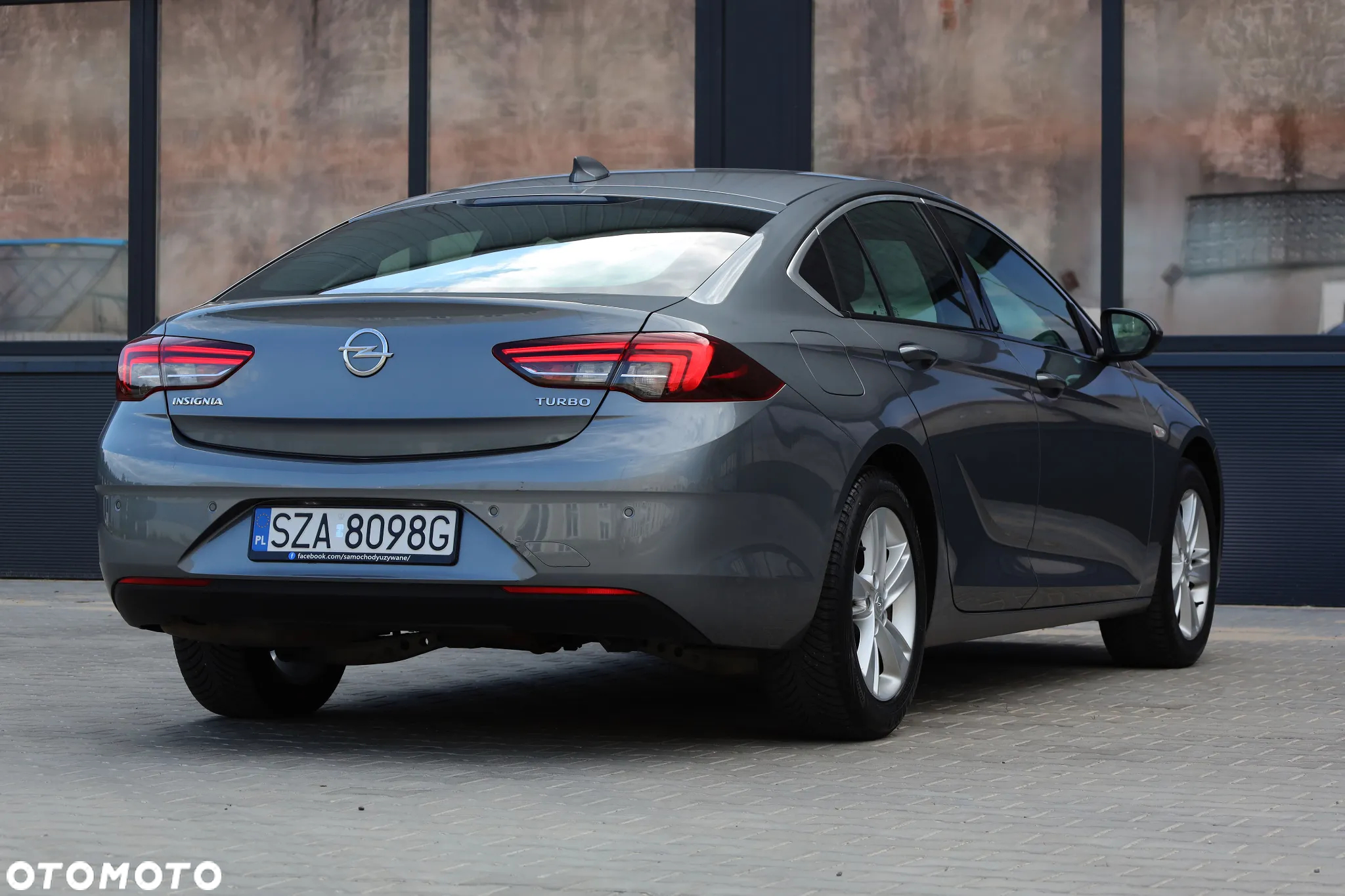 Opel Insignia 1.5 T Elite S&S - 39