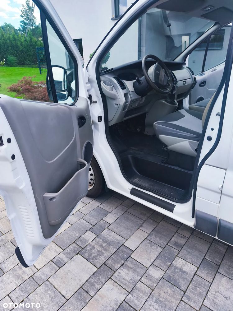 Renault Trafic - 14