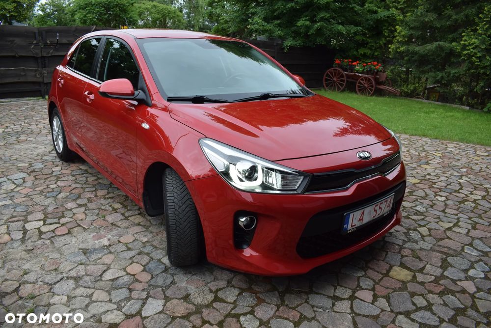 Kia Rio - 20