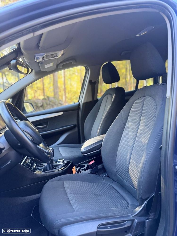 BMW 216 Gran Tourer d - 17