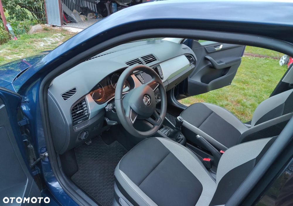 Skoda Fabia - 9