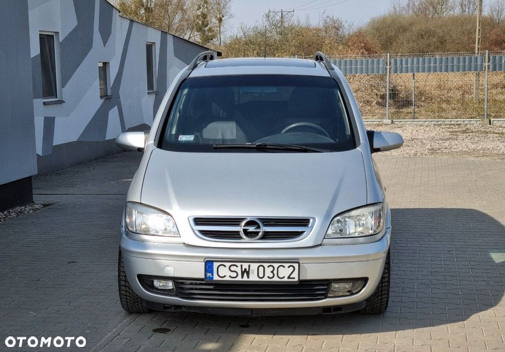 Opel Zafira - 17