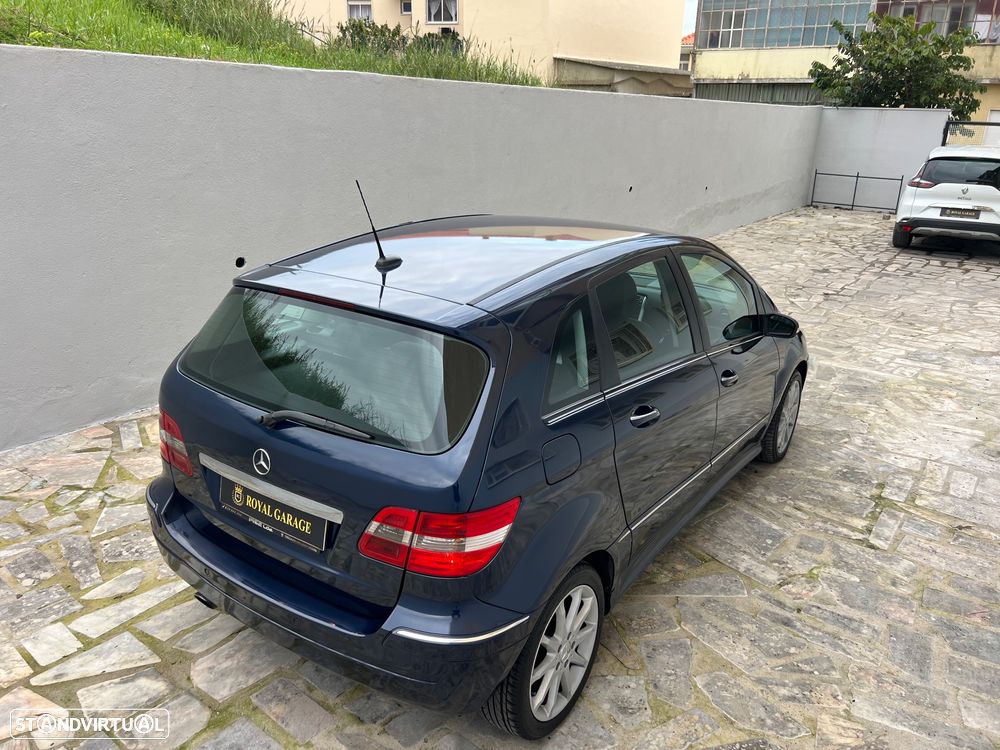 Mercedes-Benz B 200 CDI - 10