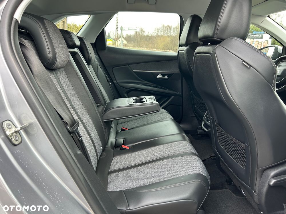 Peugeot 3008 1.5 BlueHDi Allure S&S - 14