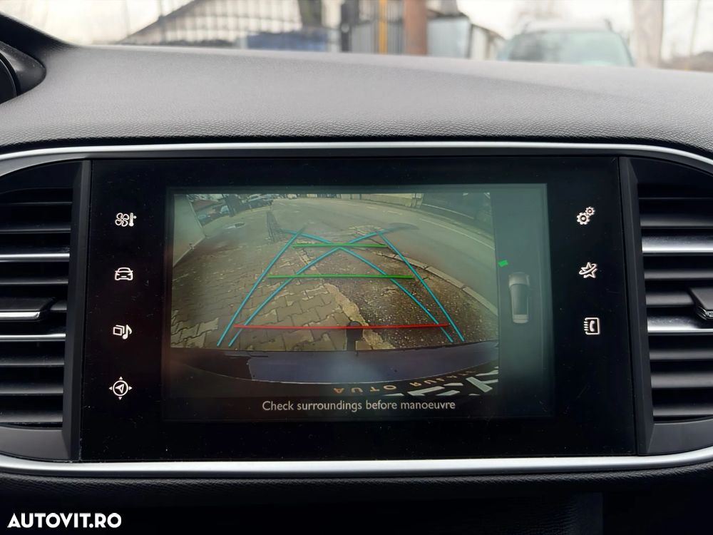 Peugeot 308 SW PureTech 130 GPF EAT8 Stop & Start Tech Edition - 13