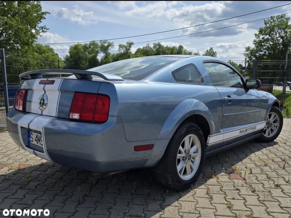 Ford Mustang 4.0 V6 Premium - 4