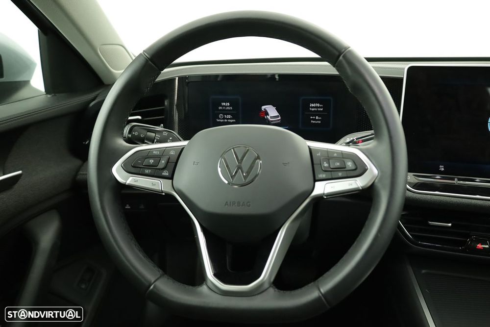VW Passat Variant 1.5 TSI eHybrid DSG - 13