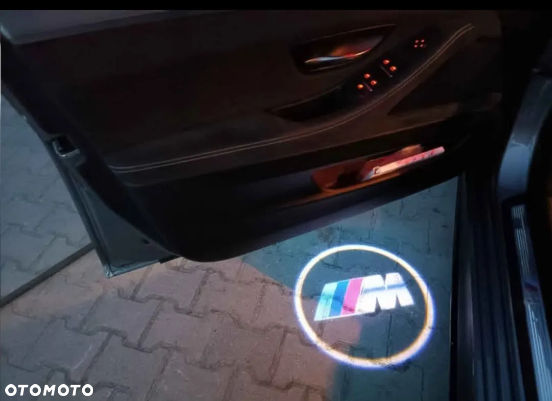 BMW Seria 5 520d Touring - 9