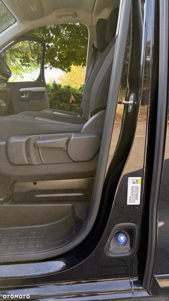 Opel Vivaro Long 2,8t (bryg.) - 22