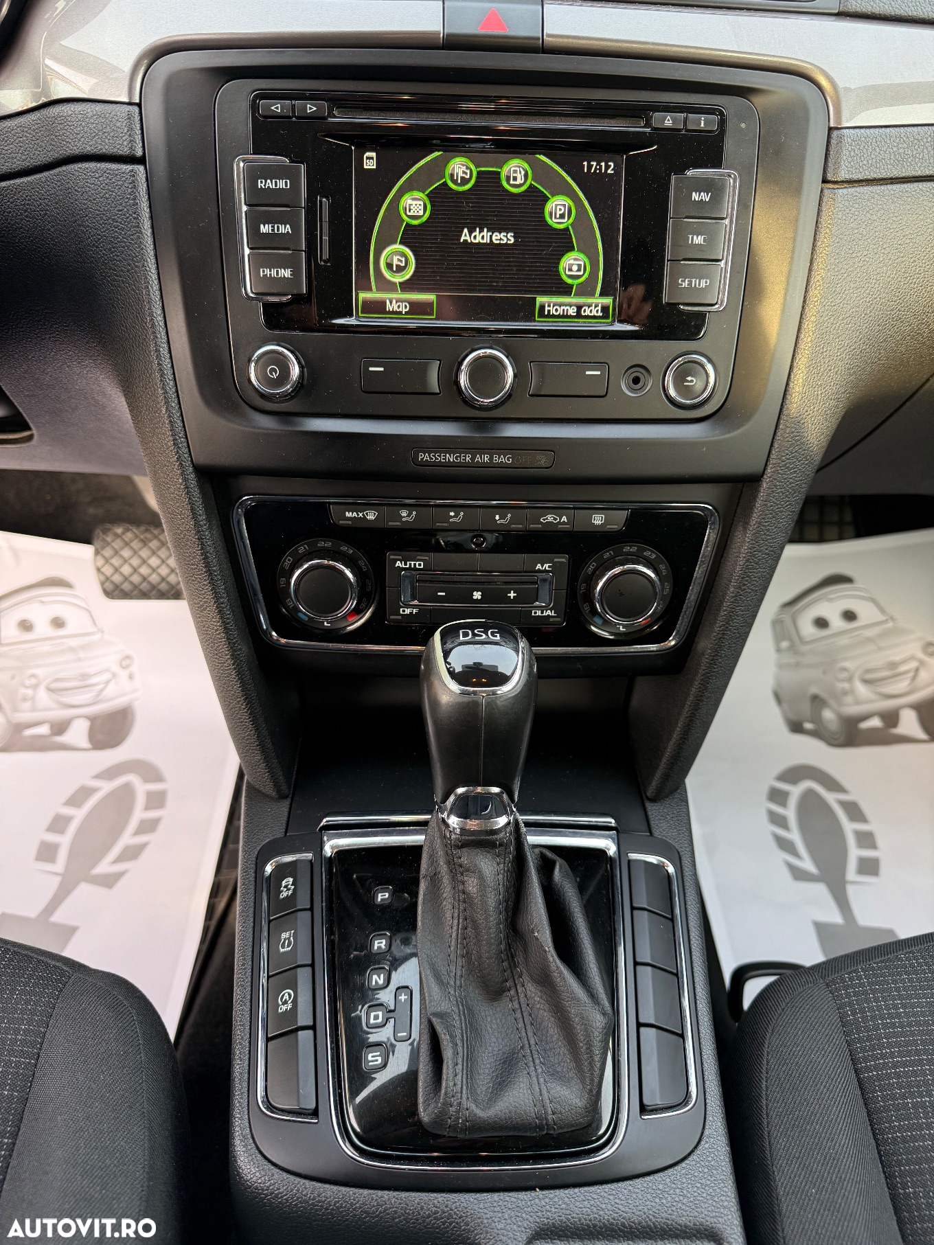 Skoda Superb 2.0 TDI DSG Exclusive - 10