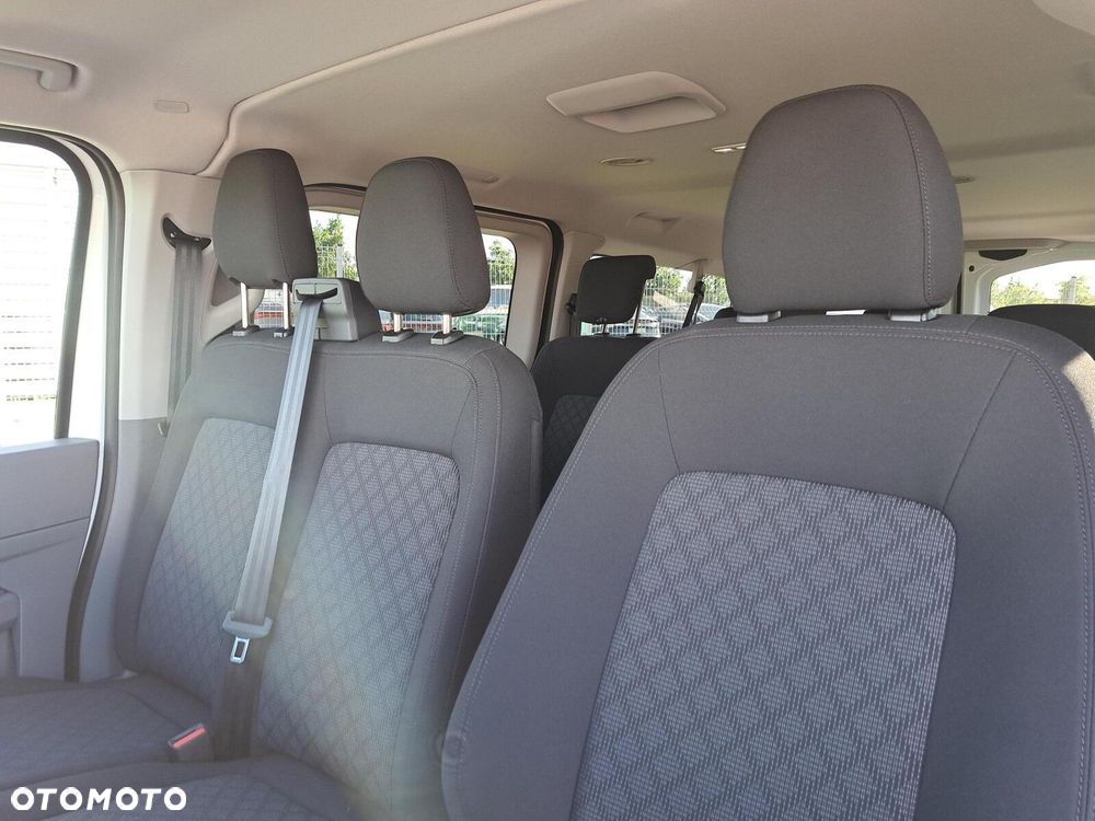 Volkswagen Transporter NOWY TRANSPORTER 3.500 Kombi 2.0 TDI 110 kW 6-G - 36