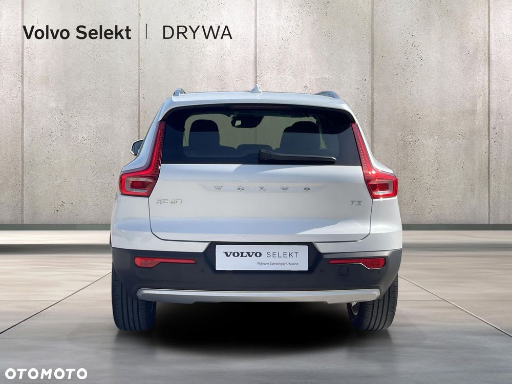 Volvo XC 40 T3 Momentum Pro - 5
