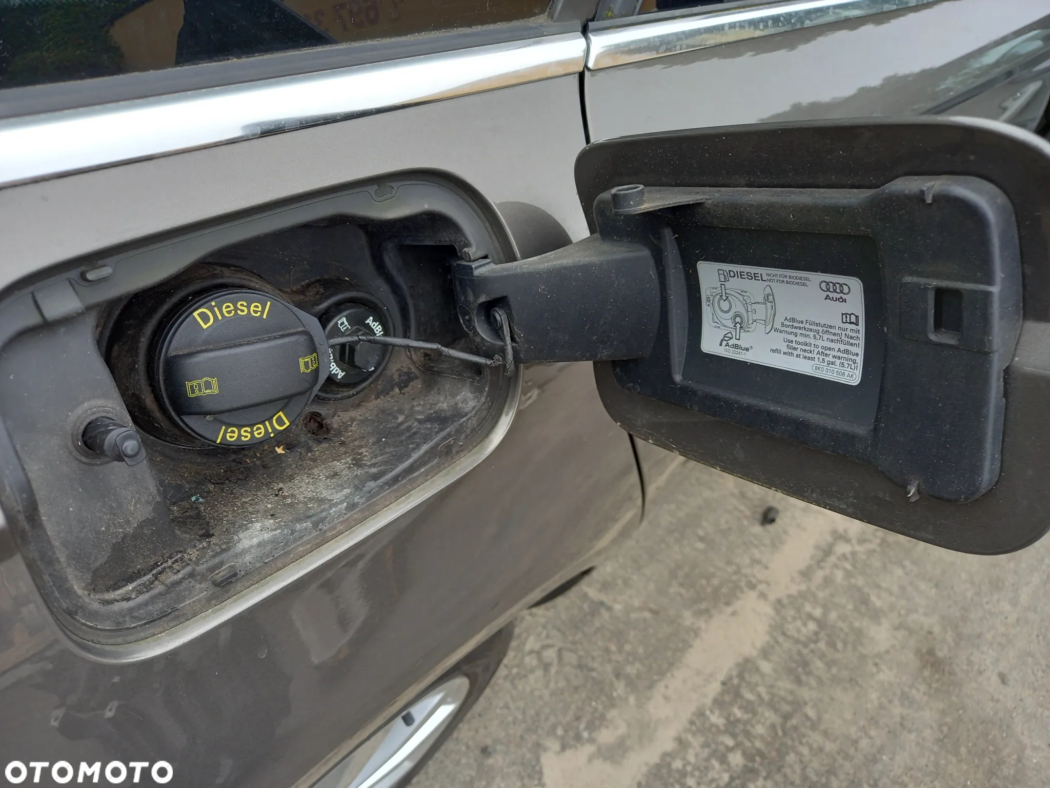 AUDI A6 C7 AVANT KLAPKA WLEWU PALIWA LY1P - 3