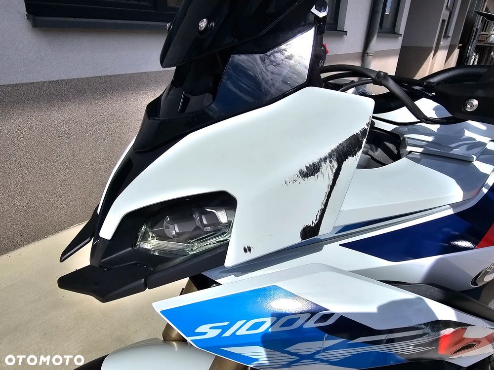 BMW XR - 16
