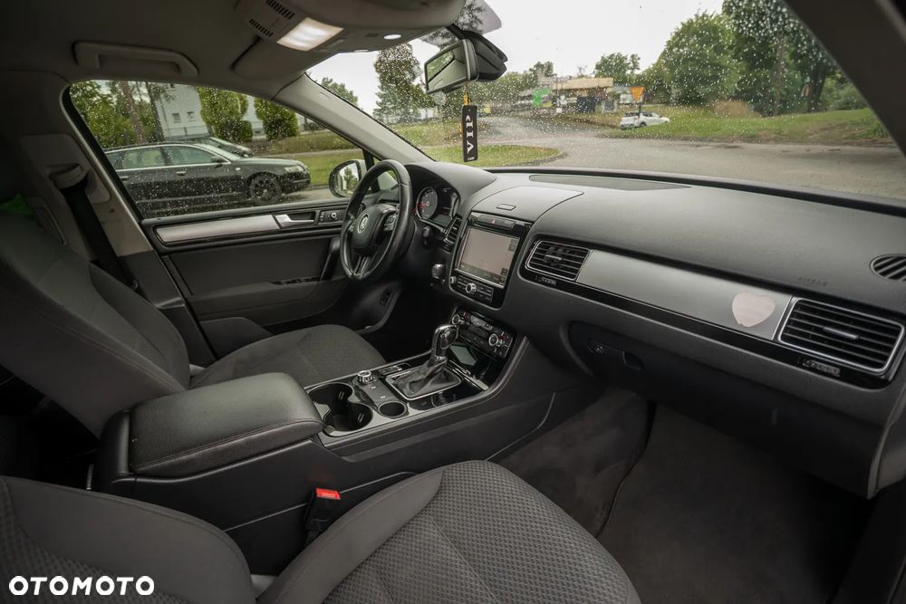 Volkswagen Touareg 3.0 V6 TDI Blue Motion DPF Automatik - 19