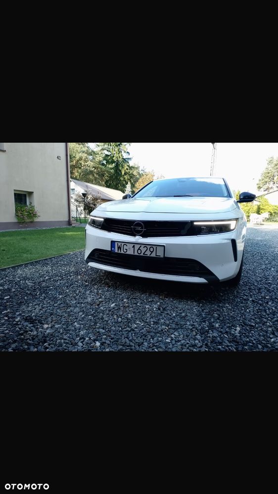 Opel Astra 1.2 Turbo Elegance - 1