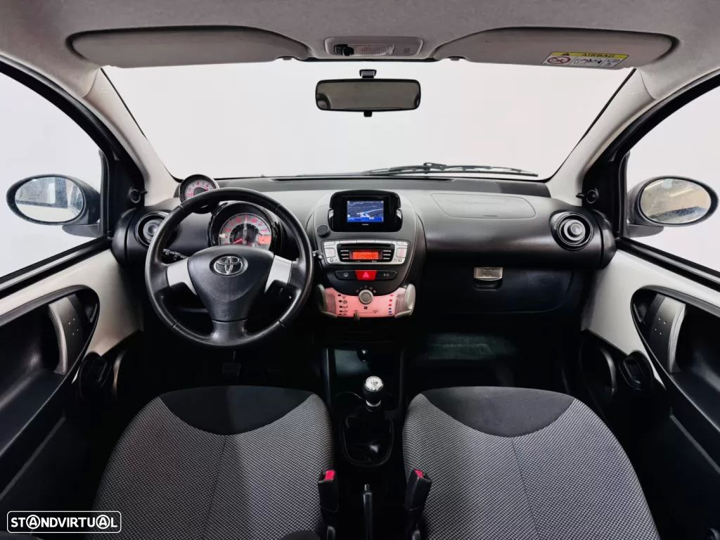 Toyota Aygo 1.0 Power Pack+AC+JLL+VSC - 27