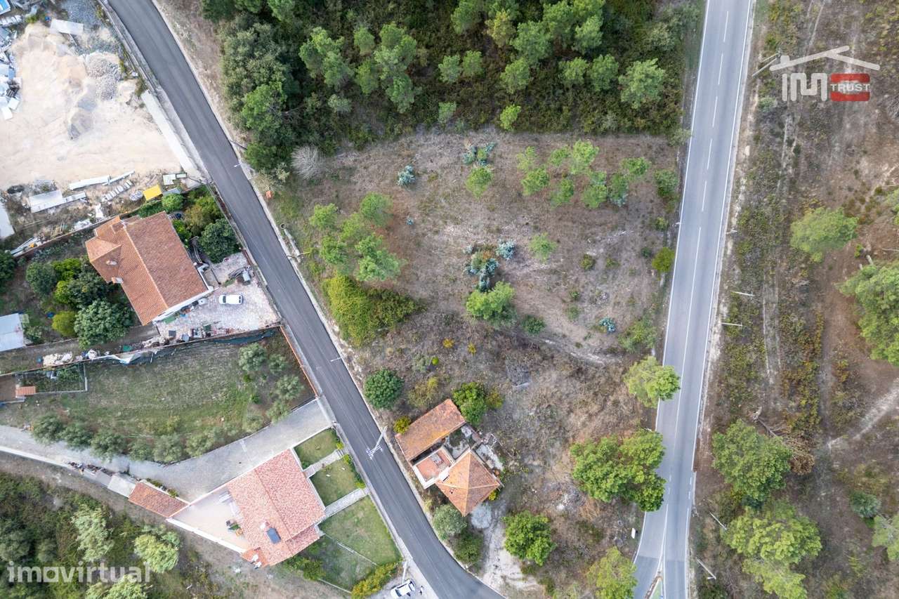 Terreno Rústico com Viabilidade de Construção em Juncal - Grande imagem: 3/9