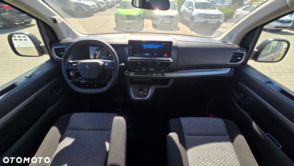 Peugeot Traveller 2.2 BlueHDi Long Business EAT8 - 11