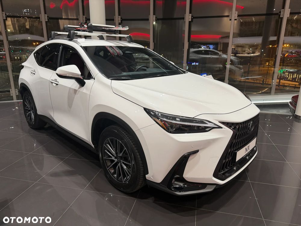 Lexus NX - 1