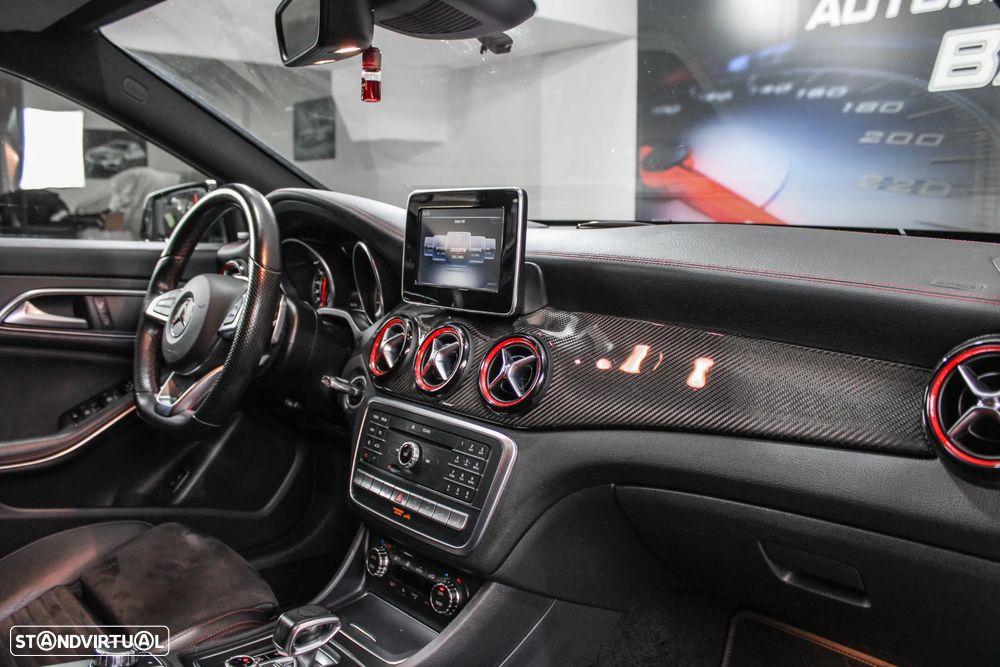 Mercedes-Benz CLA 45 AMG Shooting Brake 4-Matic - 26