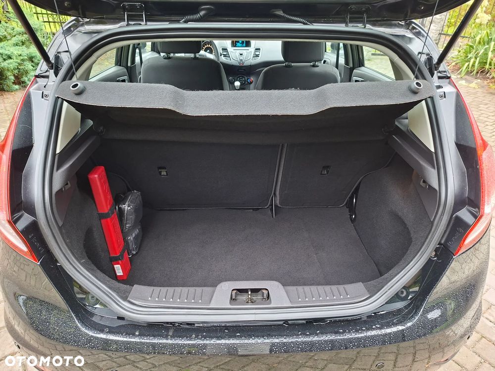 Ford Fiesta 1.25 Silver X - 12