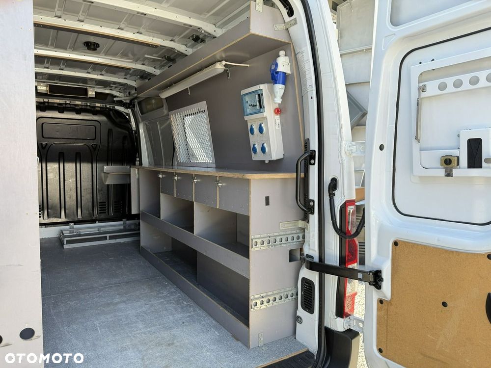 Mercedes-Benz Sprinter - 8