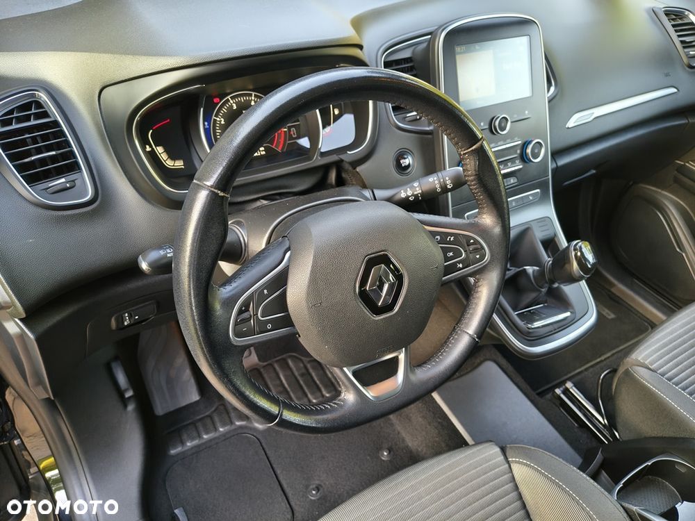 Renault Scenic ENERGY TCe 115 EXPERIENCE - 19