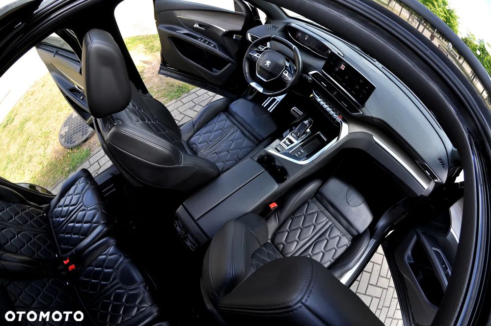 Peugeot 5008 PureTech 180 EAT8 Stop & Start GT - 23