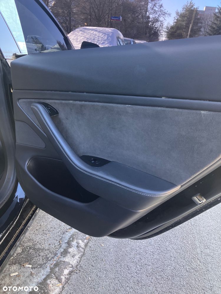 Tesla Model 3 Standard Reichweite Plus Hinterradantrieb - 8