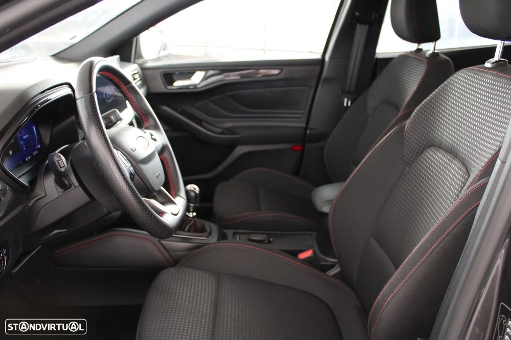 Ford Focus 1.0 EcoBoost MHEV ST-Line X - 7
