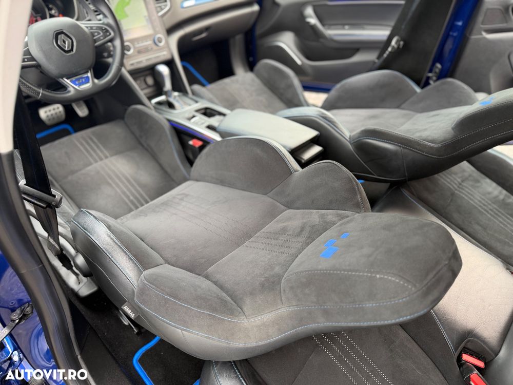 Renault Megane ENERGY TCe 205 EDC GT - 35