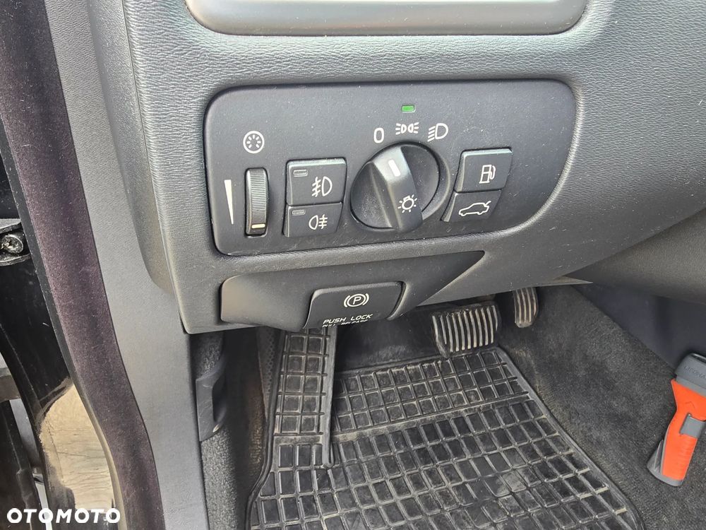 Volvo XC 70 D4 Geartronic Momentum - 18
