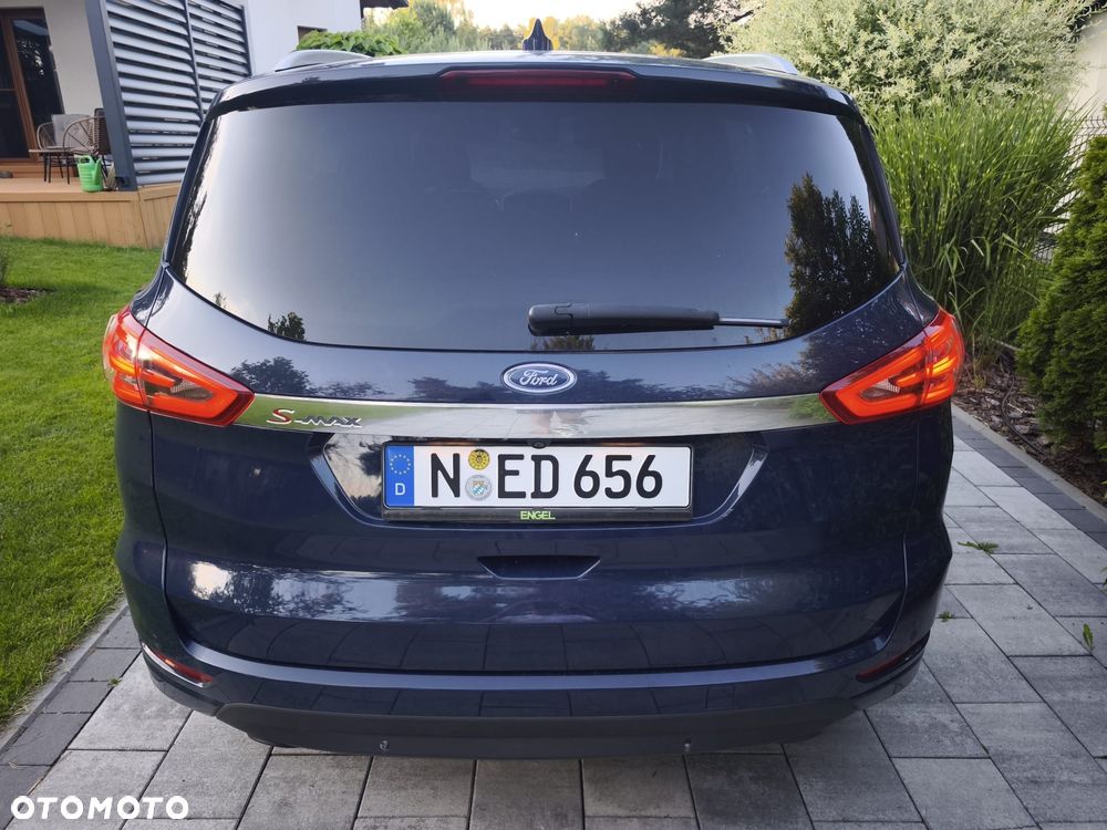 Ford S-Max 2.0 EcoBlue Titanium - 4